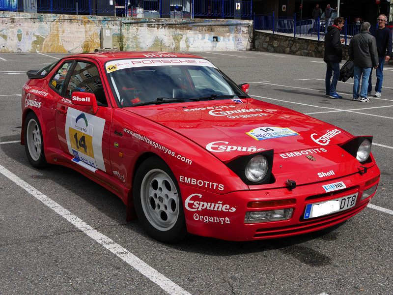 Porsche 944. Classic rally edition