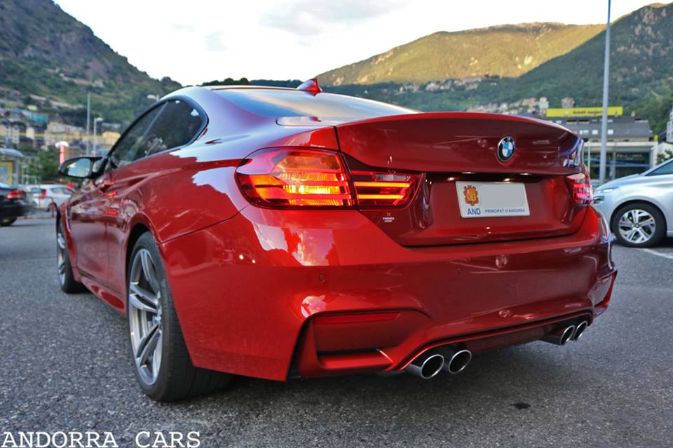 BMW M4. Version rouge avec 430 CV