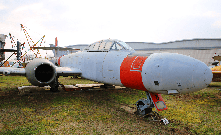 Gloster Meteor NF MK 11 - a night fighter version * All PYRENEES · France,  Spain, Andorra