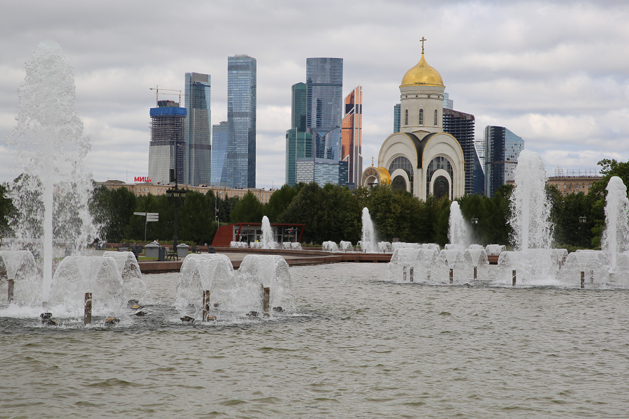 Вид на Москва сити из парка Победы на Поклонной горе * ВСЕ ПИРЕНЕИ