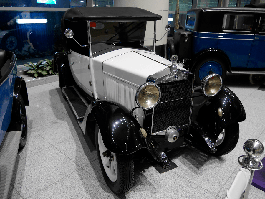 Fiat 509 Spider. Fabriqué en 1927. Version blanche