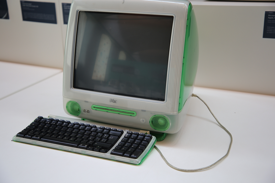 Apple-iMac-G3.png