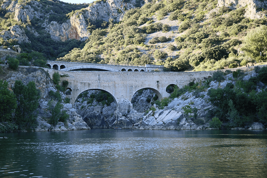 Мост Дьявола на реке Эро - наследие ЮНЕСКО