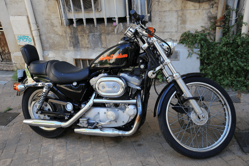 Harley-Davidson Sportster 883 Custom * All PYRENEES · France, Spain ...