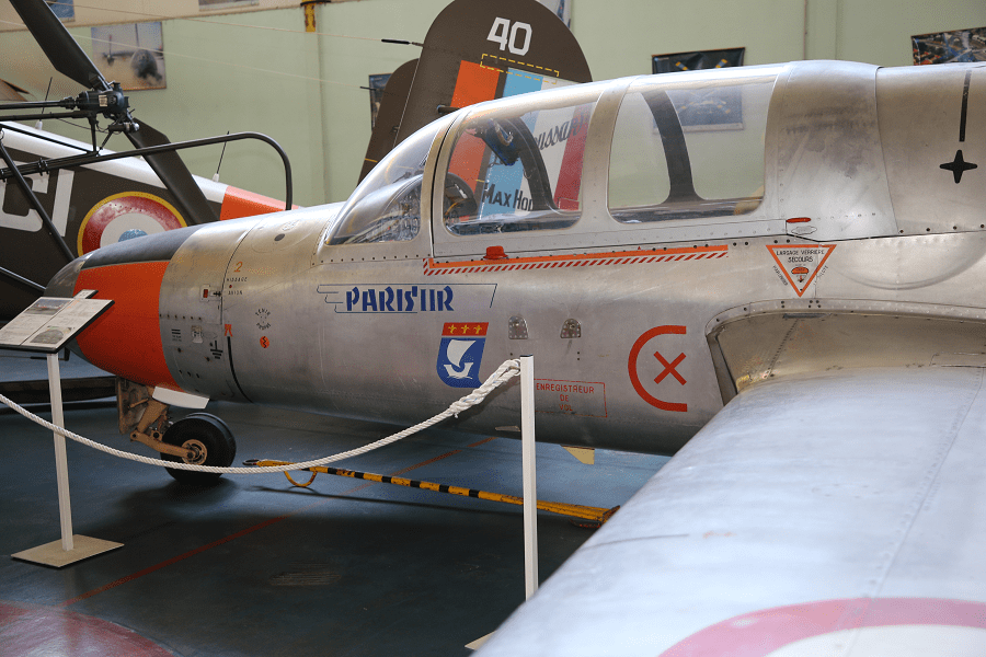 Morane Saulnier MS 760 “Paris” : avion à réaction quadriplace_vue de cote