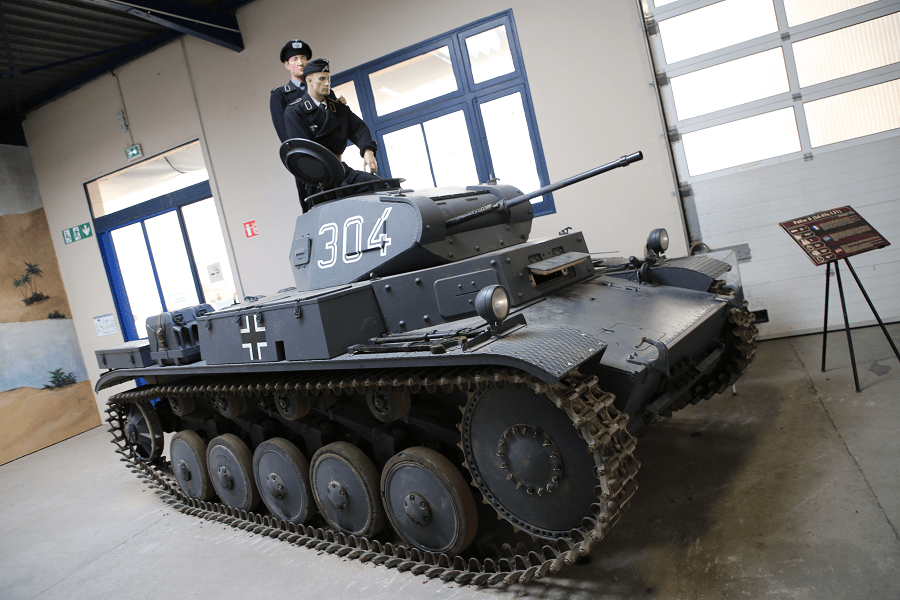 Panzer II tank. PzKw II (Sd. Kfz 121) - немецкий легкий танк, разработанный в 1934 году