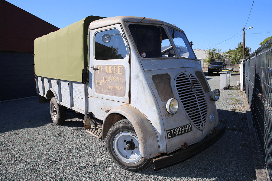 Peugeot Q3A - грузовик, продаваемый Peugeot в период с 1948 по 1950 год