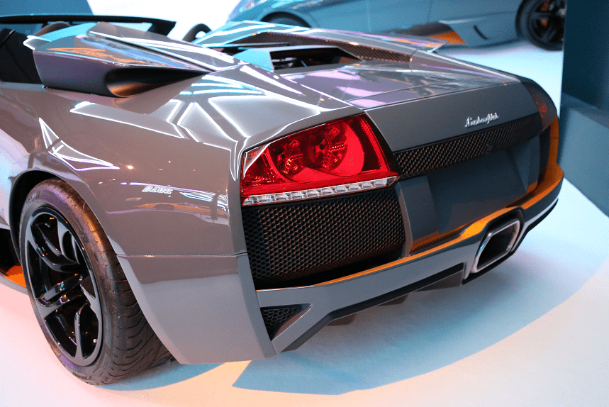 Lamborghini Murciélago LP 650-4 Roadster. Couleur grise_vue de derriere