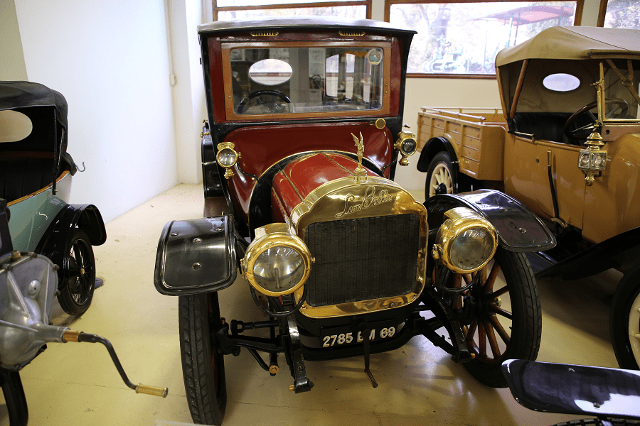 Французский Léon Bollée Type G1 Double Tourist Sedan образца 1911 года