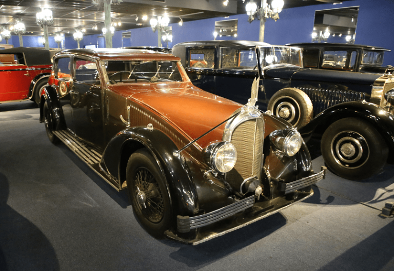 Voisin Berline C28 from 1936 * All PYRENEES · France, Spain, Andorra