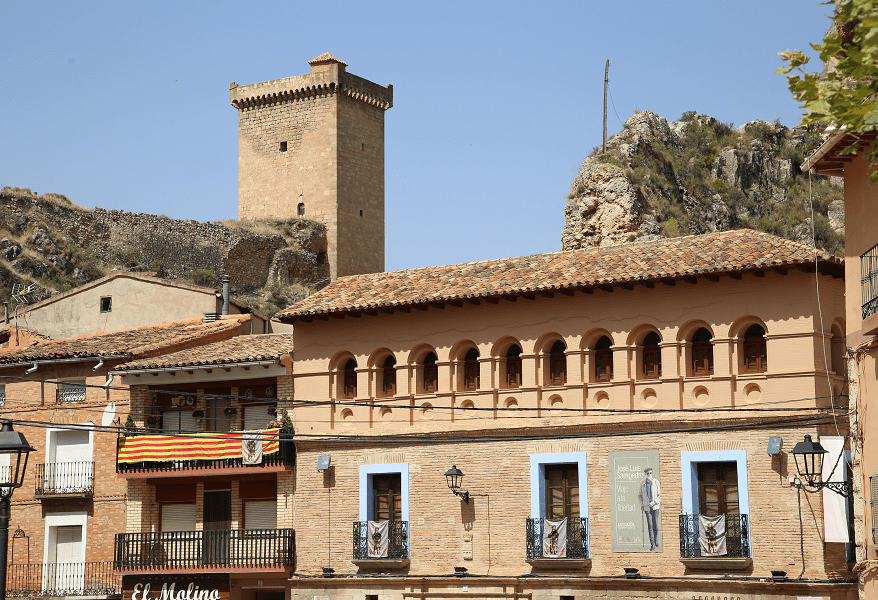 Alhama de Aragón and its castle * All PYRENEES · France, Spain, Andorra