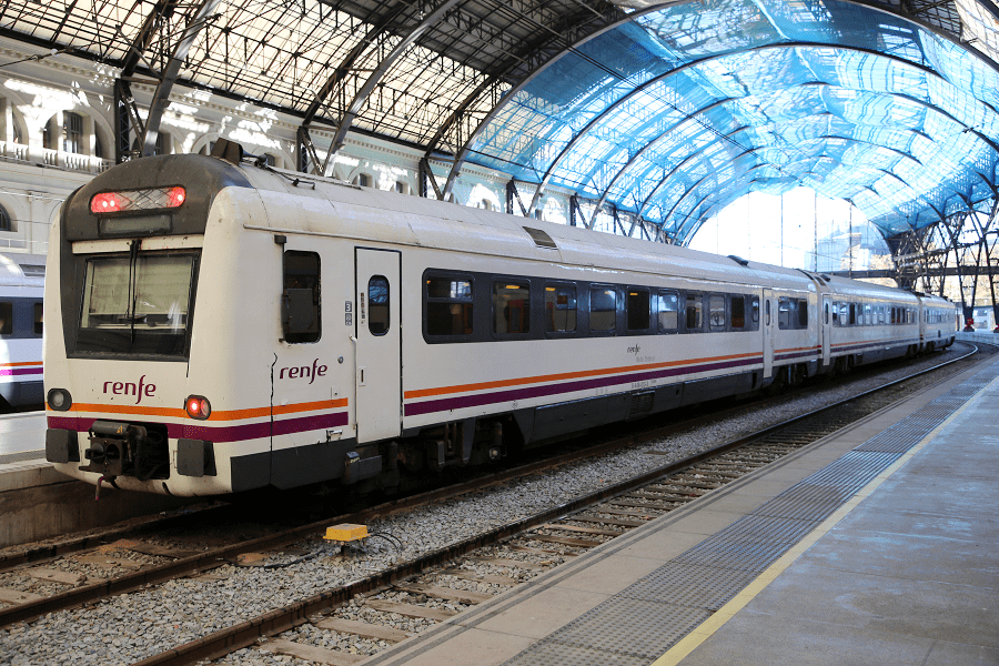 S-448: Spanish electric railcar * All PYRENEES · France, Spain, Andorra