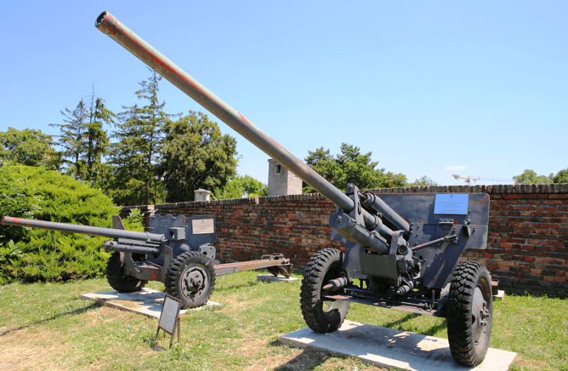 57 Mm M1943 (zis-2): Soviet Anti-tank Gun * All Pyrenees · France 