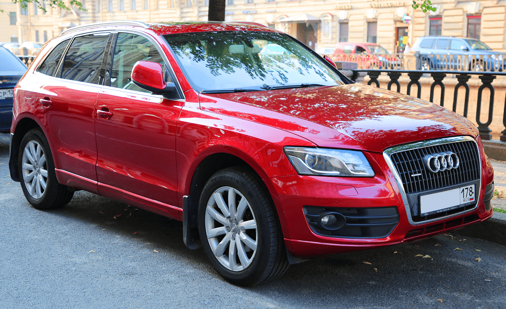2010 Audi Q5 (8R). Red version * All PYRENEES · France, Spain, Andorra