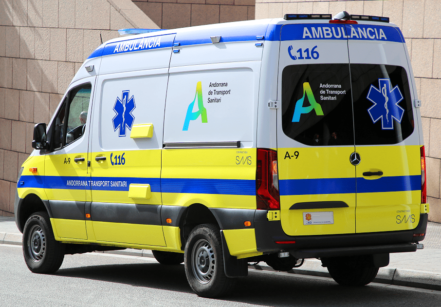 Mercedes-Benz Sprinter (VS30). Ambulance * All PYRENEES · France, Spain ...